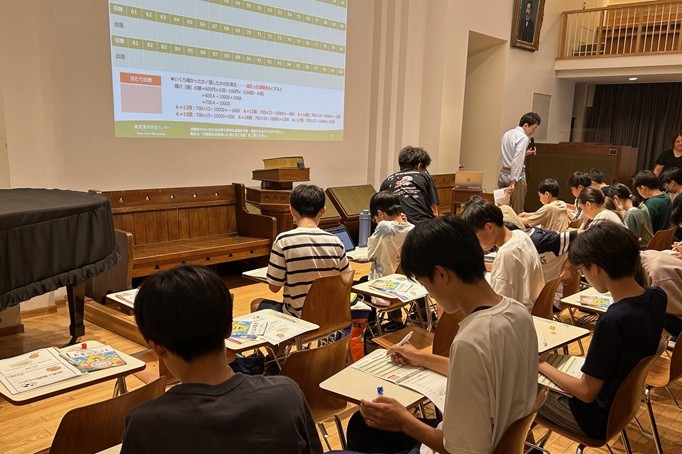 同志社中学校にて京都銀行と共同で出張授業を実施しました